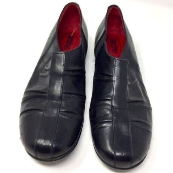 Arche womans black leather flats 7.5M BoxS - Picture 2 of 8